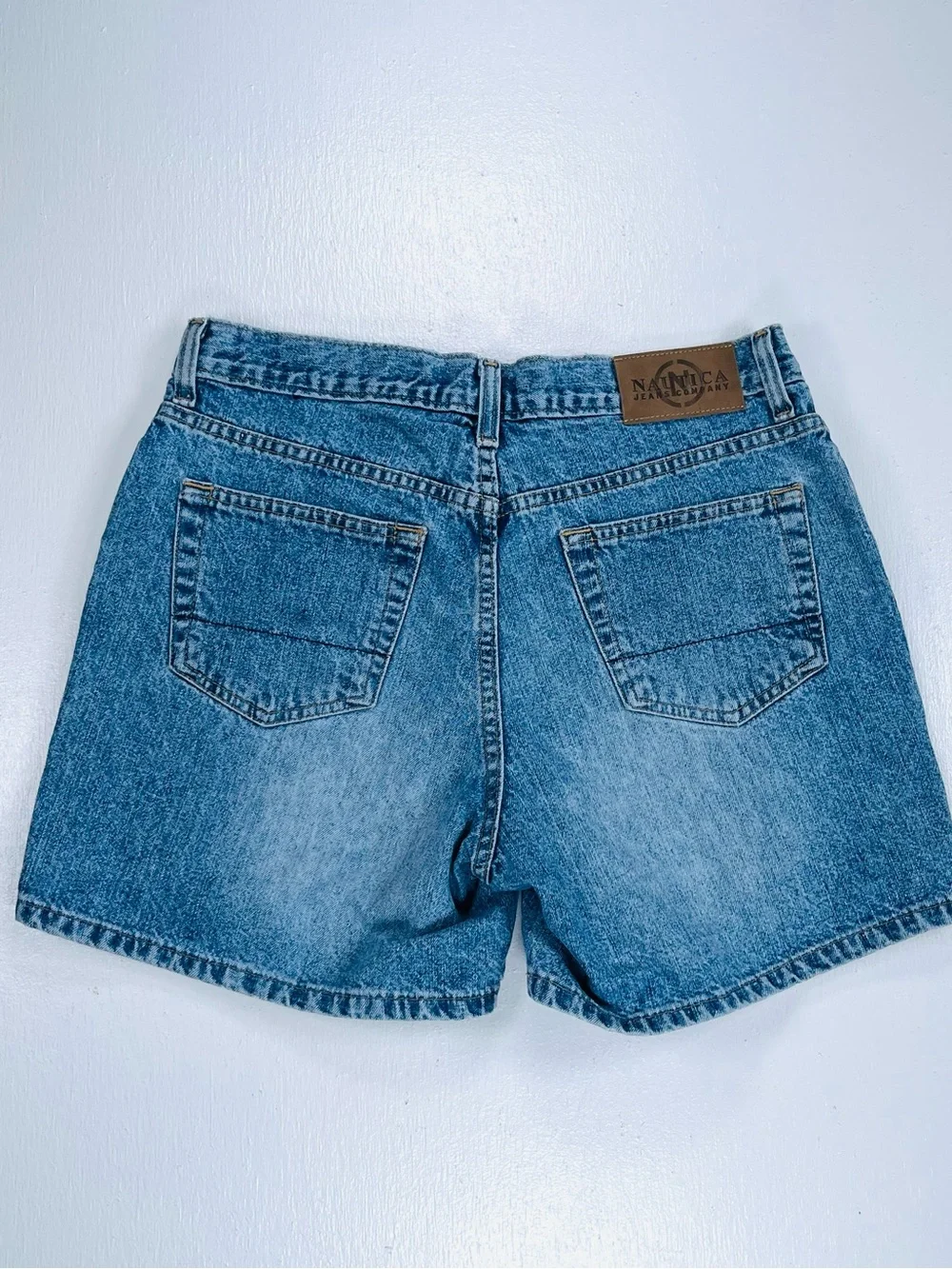Vintage 90s 2000s Nautica Light Wash Denim High-Rise Shorts Medium Cotton Jorts